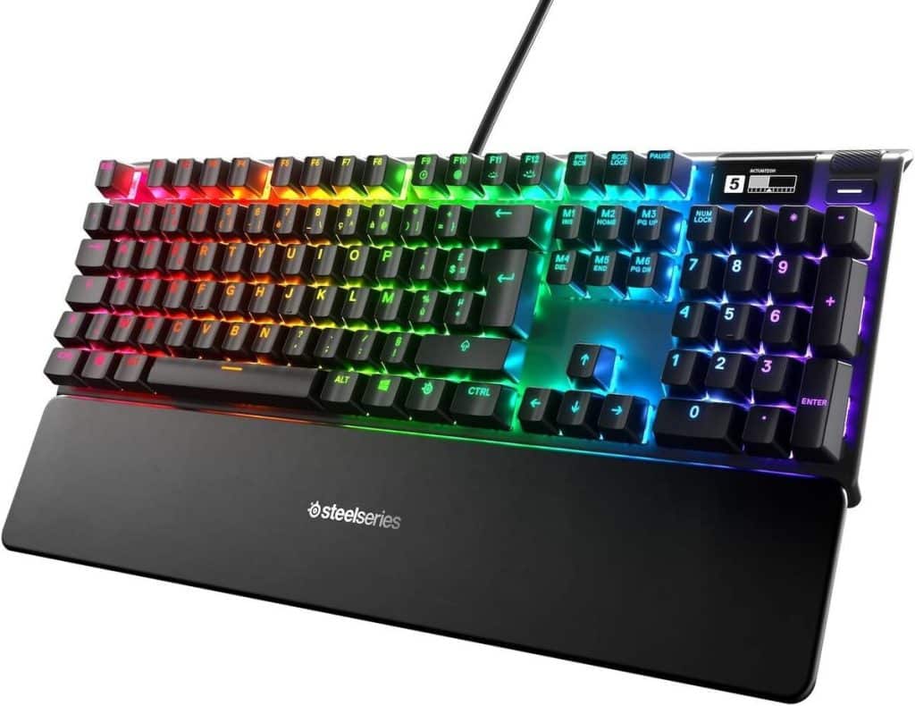 Test : steelSeries Apex 7, le clavier gaming mécanique avec écran OLED et switchs rouges