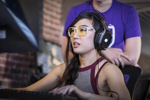 Cooler Master Pulse MH-750-auriculaire Casque avec Micro, Virtual Surround 7.1 canaux Audio avec la Technologie Exclusive du Bass FX