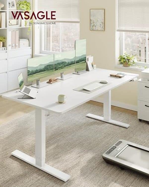 Découvrez notre avis sur le bureau électrique réglable vasagle LSD148WZ02. Design élégant, fonctionnalités pratiques et confort au quotidien.