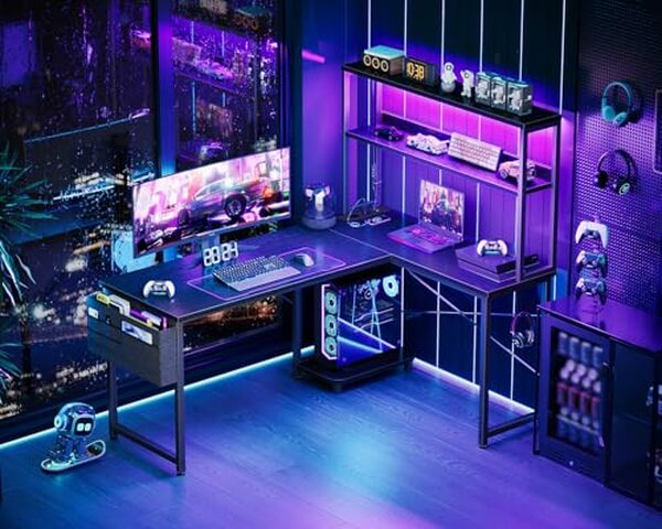Découvrez notre test détaillé du bureau gaming Coleshome 135 cm. Design moderne avec LED intégrées, étagères pratiques et espace de travail optimisé pour gamers et créatifs. 