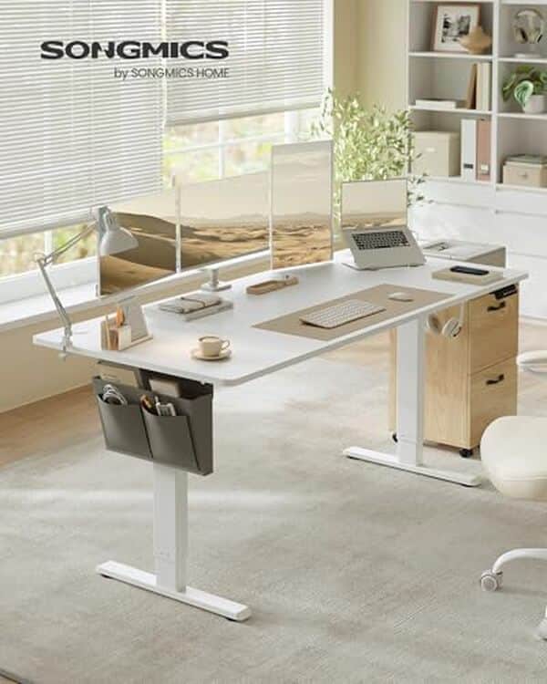 Découvrez notre test complet du bureau électrique Songmics LSD138W01 : ergonomie, performance et ajustement en hauteur pour votre espace de travail. 